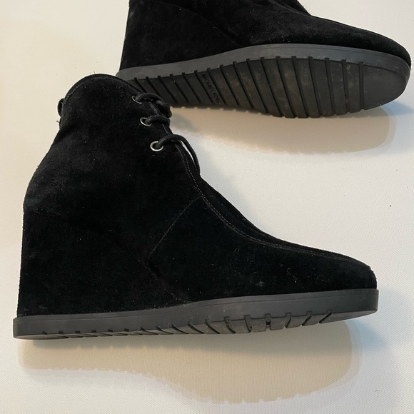 Michael Kors Black Suede Ankle Boots 8M SB-F - Picture 5 of 5